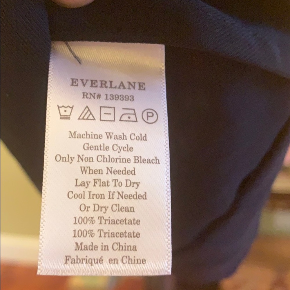 Everlane Japanese Navy GoWeave Zip-Back Top size 10 - Picture 7 of 7
